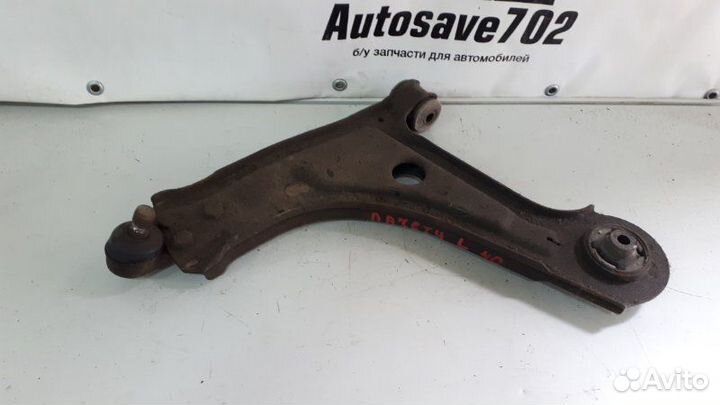 Рычаг подвески передний левый Chevrolet Lacetti
