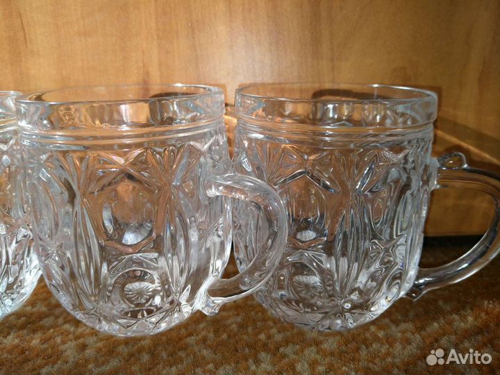 Кружка хрустальная и стеклянные