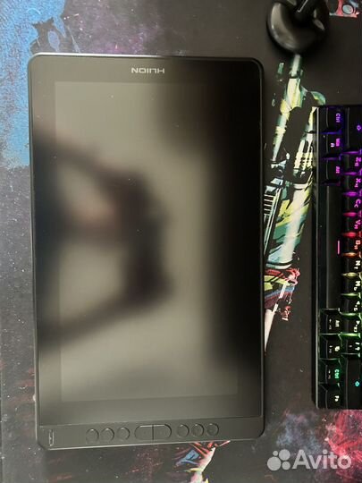 Графический планшет с экраном huion