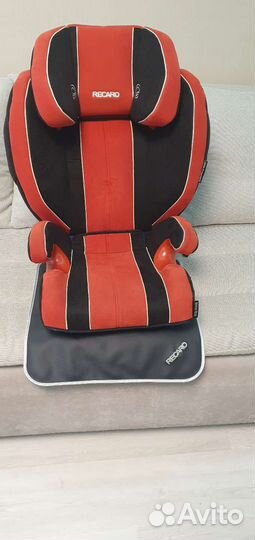 Автокресло (15-36 кг) Recaro Monza Nova 2