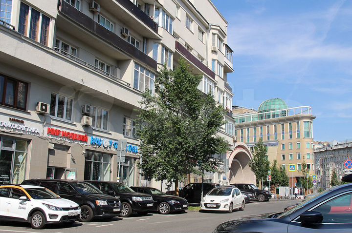Торговая площадь у метро, 532.1 м²