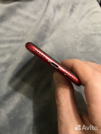 iPhone 8, 64 ГБ