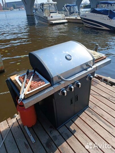 Аренда катера с капитаном, прогулки по Неве