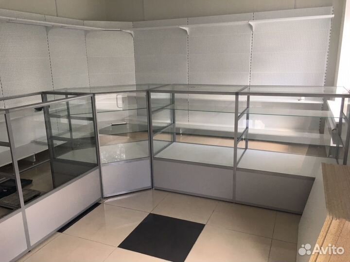 Торговые витрины, прилавки