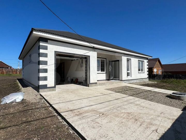 Коттедж 180 м² на участке 8 сот.