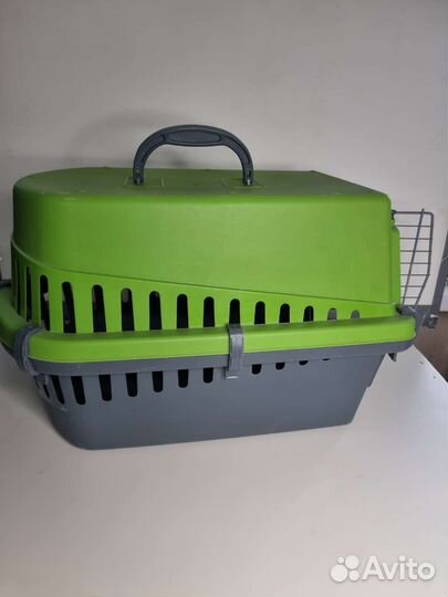 Переноска для животных пластиковая