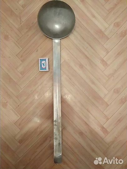 Посуда(тарелки,чайная пара,столовые)