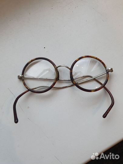 Очки дореволюционные и фанарик СССР