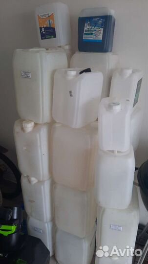 Пластиковая канистра 20 л