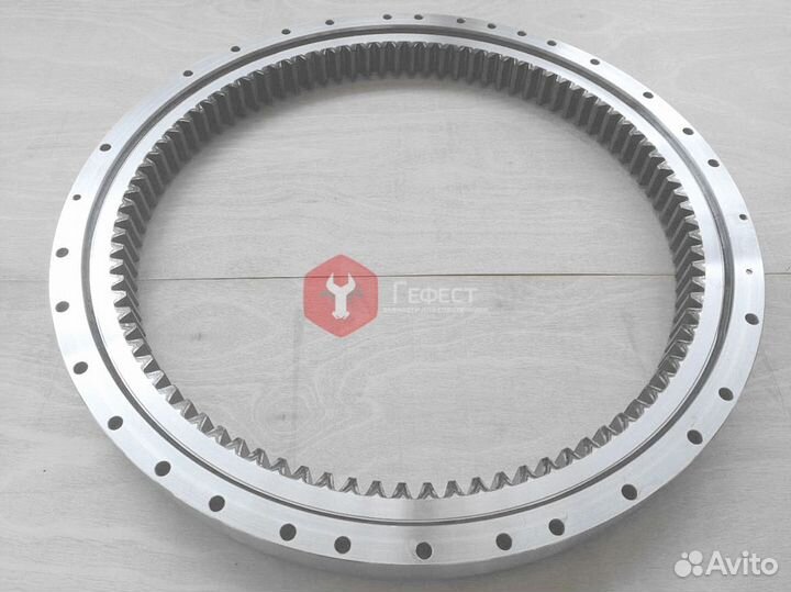 Опорно-поворотный круг R220LC-9SH 81N6-00022