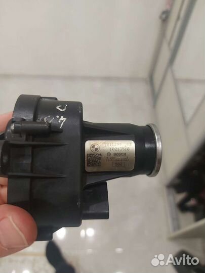 Моторчик привода заслонок на впускном коллекторе 3