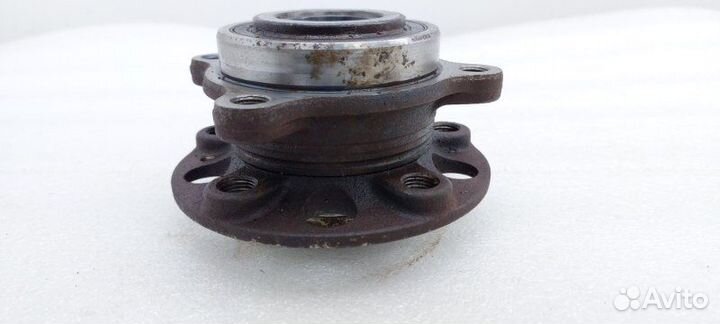 Б/У Ступица Состояние отличное, оригинал