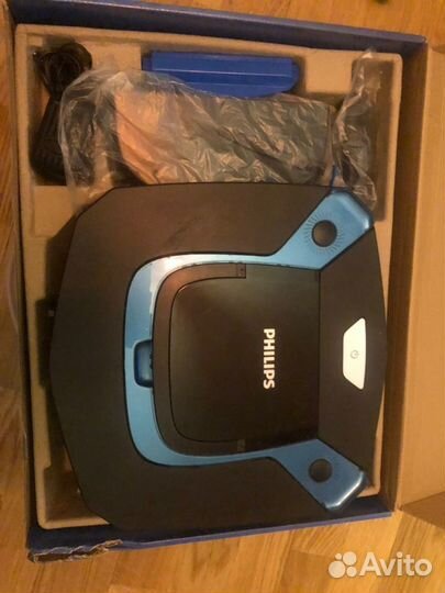 Робот пылесос Philips FC8794 SmartPro Easy