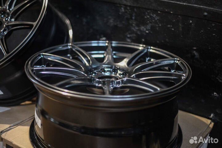 XXR 527 17x7.5 ET40 4x100/114.3