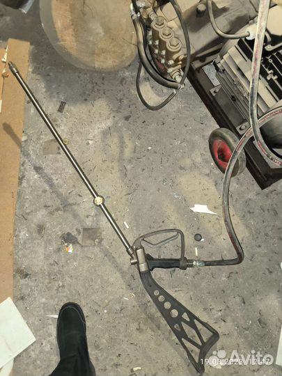 Аппарат высокого давления. Для окаривания бревна