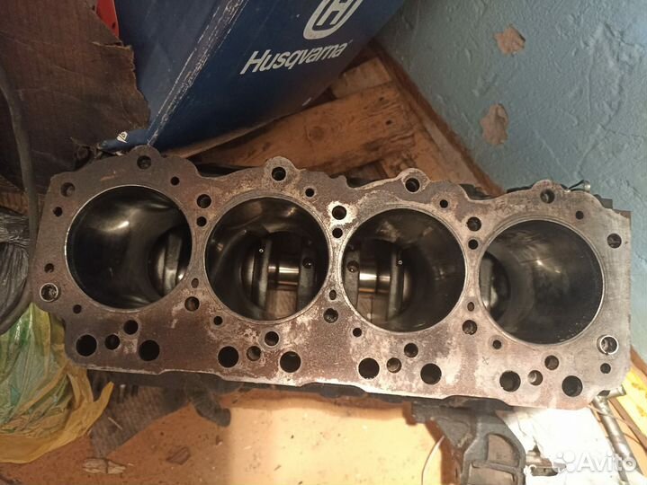 Двигатель isuzu 4jg2