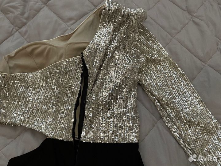 Платье вечернее