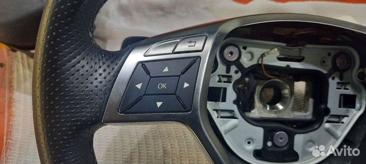 Рулевое колесо мерседес W204 AMG пакет