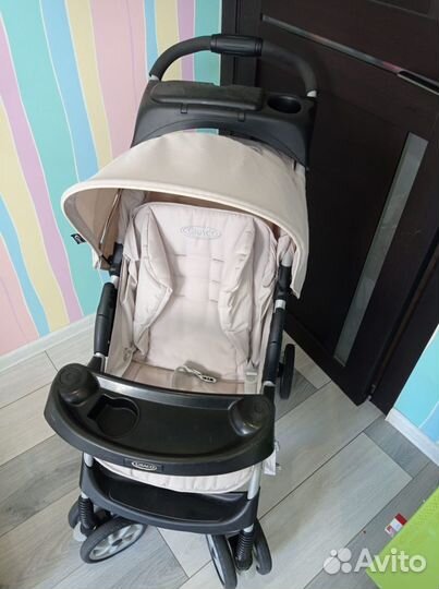Прогулочная коляска graco