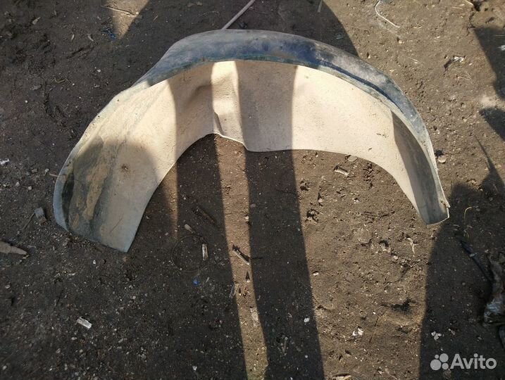 Подкрылок задний правый opel vectra b