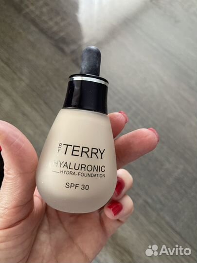 Тональный крем By Terry с гиалуронкой 100C