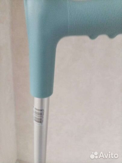 Костыль с подлокотником, новый