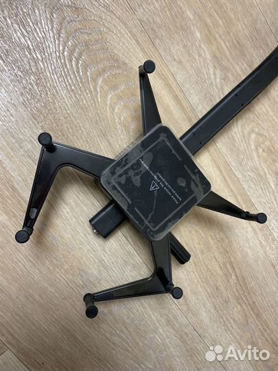 Держатель для планшета в машину