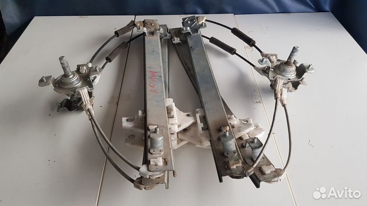 Задние стеклоподъемники на Hyundai accent