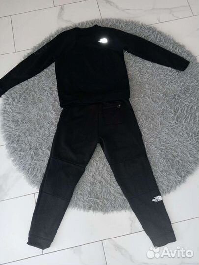 The North Face костюм
