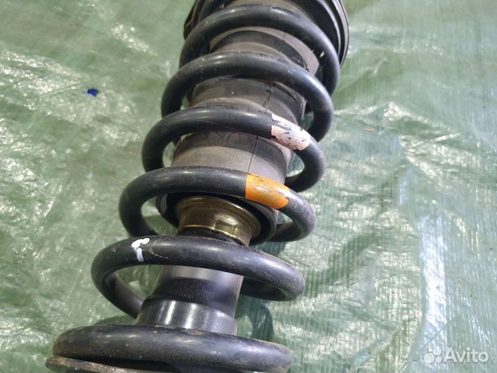 Стойка передняя jzs171 Crown