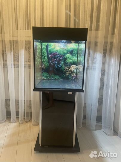 Аквариум с тумбой 90л