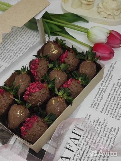 Наборы и букеты, клубника в шоколаде