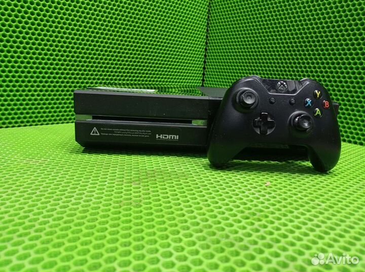 Игровая приставка Xbox One