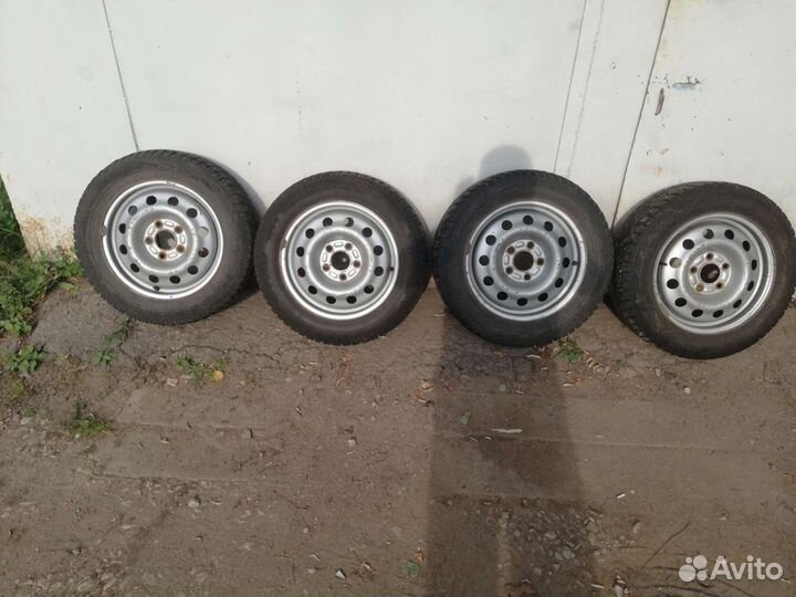 Продам колеса R15 (зима)