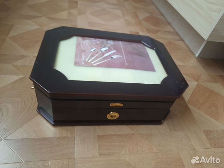 Набор столовых приборов