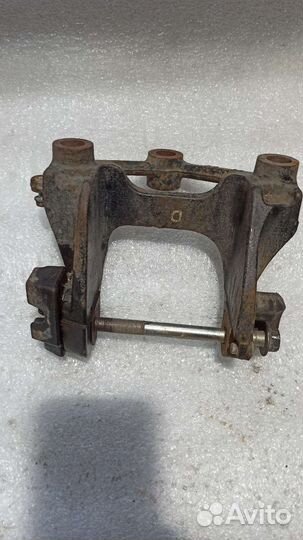 Кронштейн опоры двигателя левый Mazda 6 GH