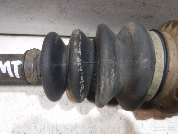 Полуось передняя левая Opel Astra F