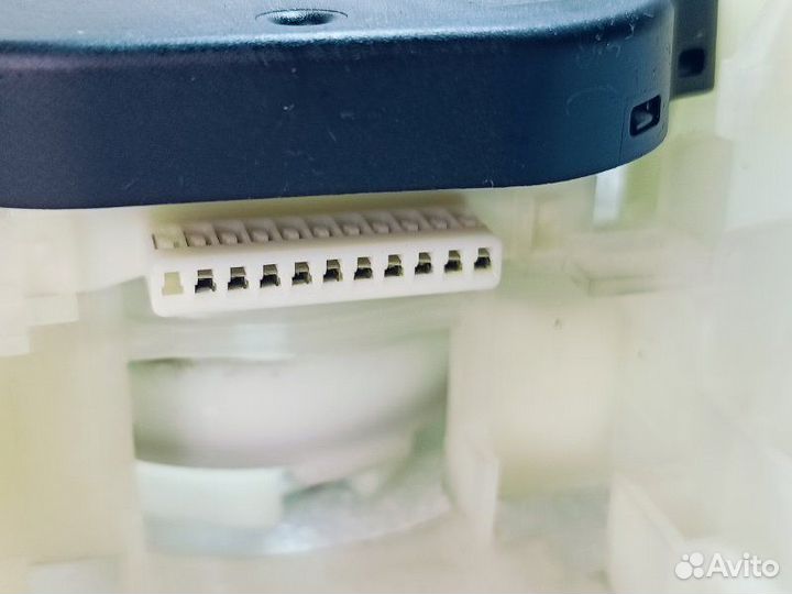 Датчик угла поворота руля Mitsubishi Galant Fortis