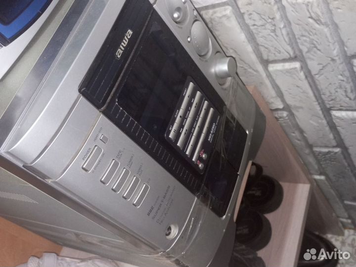 Музыкальный центр aiwa