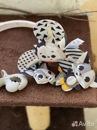 Мобиль на кроватку tiny love