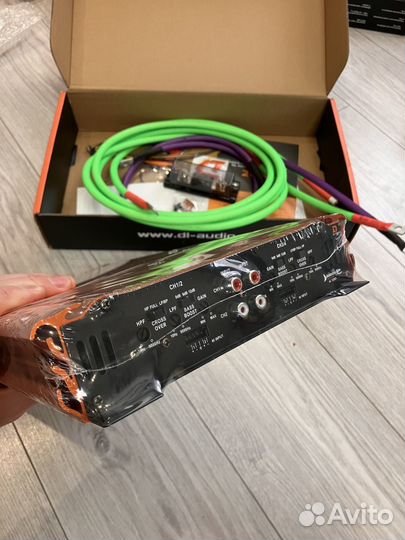 Усилитель DL Audio Barracuda 4.100 V.2 + провода