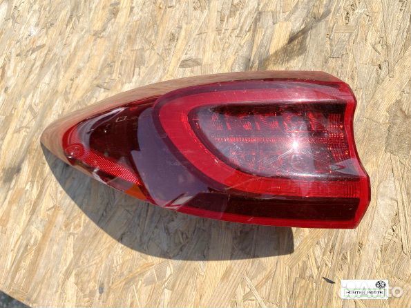 Kia Sportage 4 фонарь левый рестайлинг