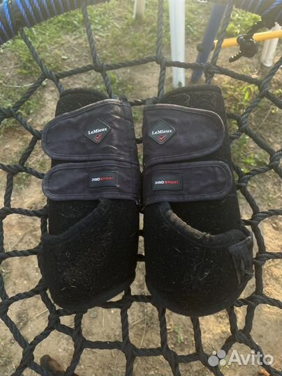 Разная конная амуниция