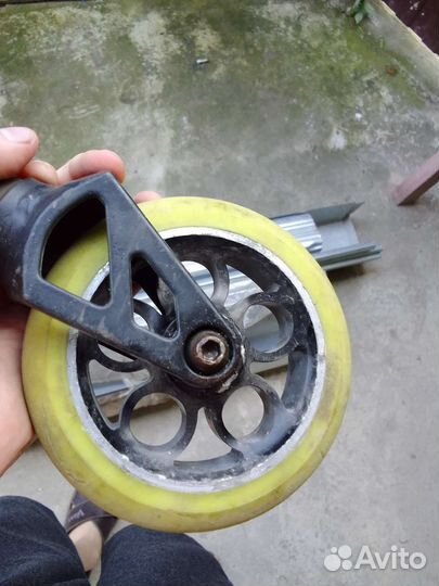 Трюкавой самокат nova track