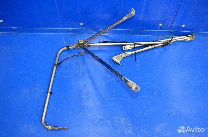 Кронштейн бокового зеркала, правый freightliner FLC 120