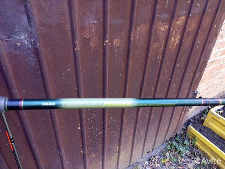 Фидерное удилище с катушкой