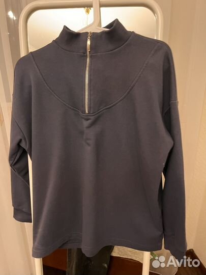 Спортивный женский костюм S