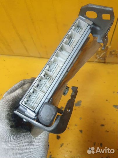 Блок управления двигателем двс 1.3 2szfe toyota