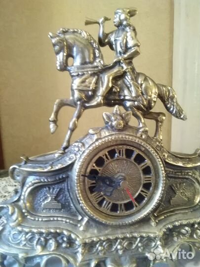 Каминные часы Охота