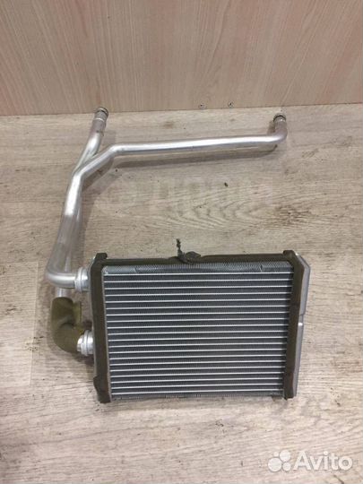 Радиатор печки отопителя на Infiniti